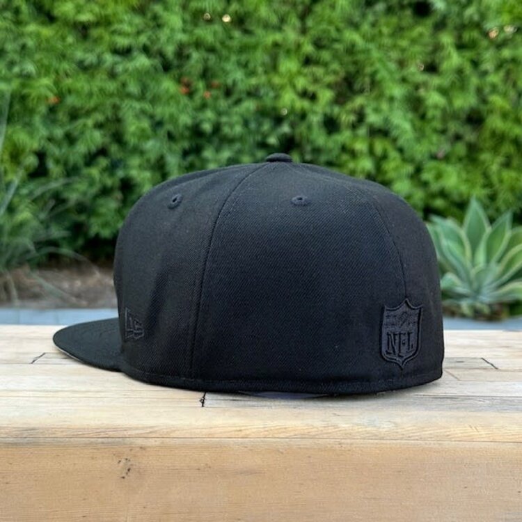 New Era Raiders Black Black Metal Fitted
