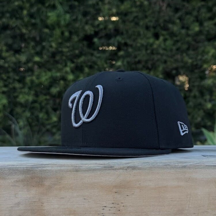 New Era Washington Black Gray Metallic Inaugural Season SP 950 Snapback