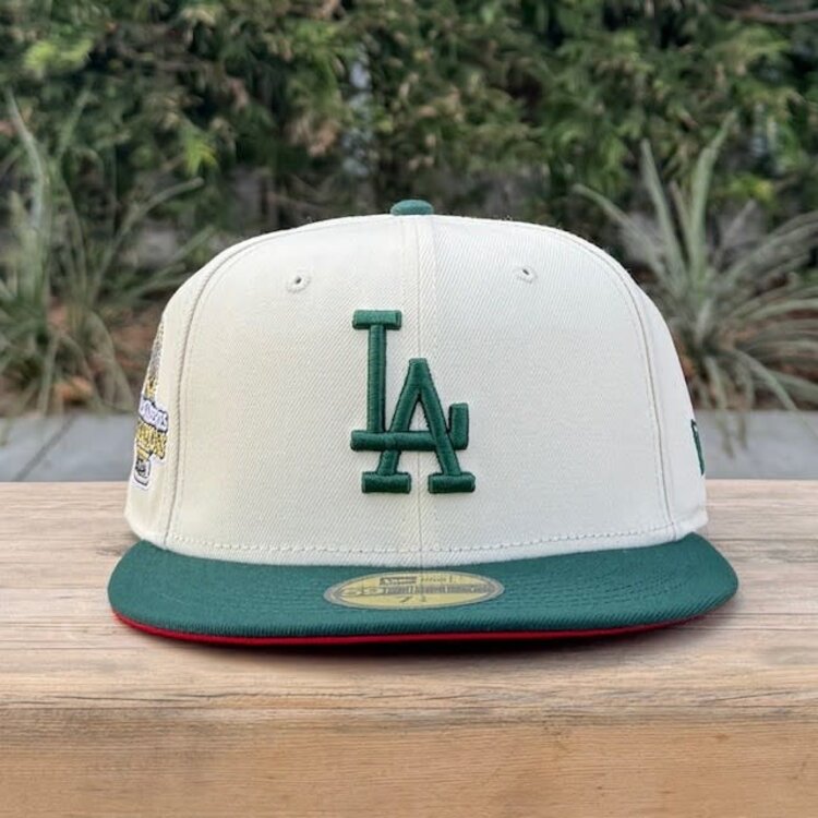 New Era LA Ivory/Dark Green 2024 WS Champs Trophy Red UV