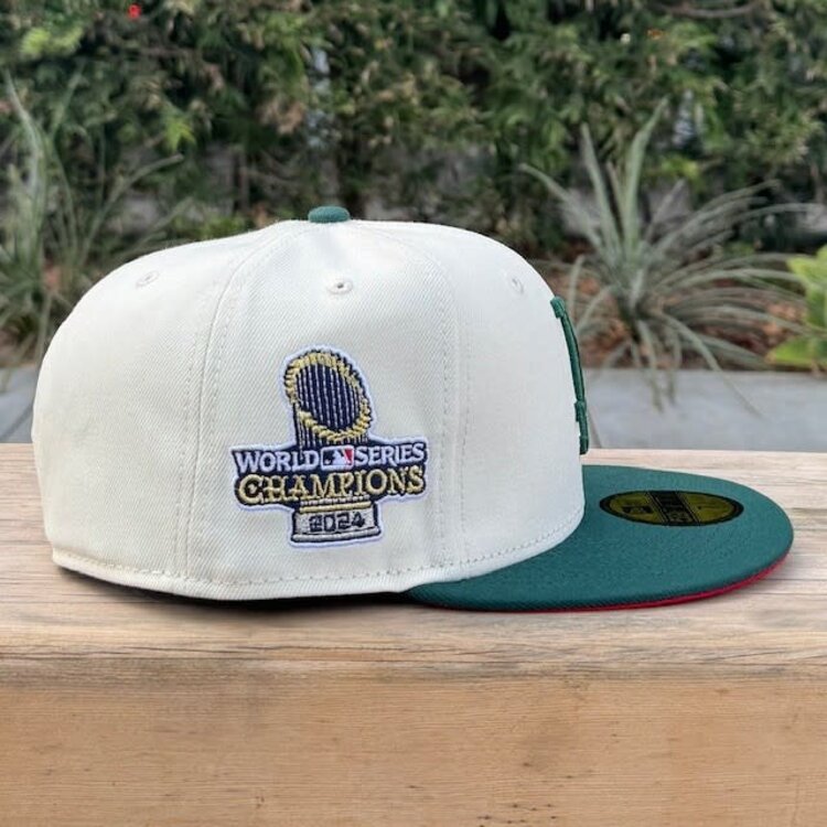 New Era LA Ivory/Dark Green 2024 WS Champs Trophy Red UV