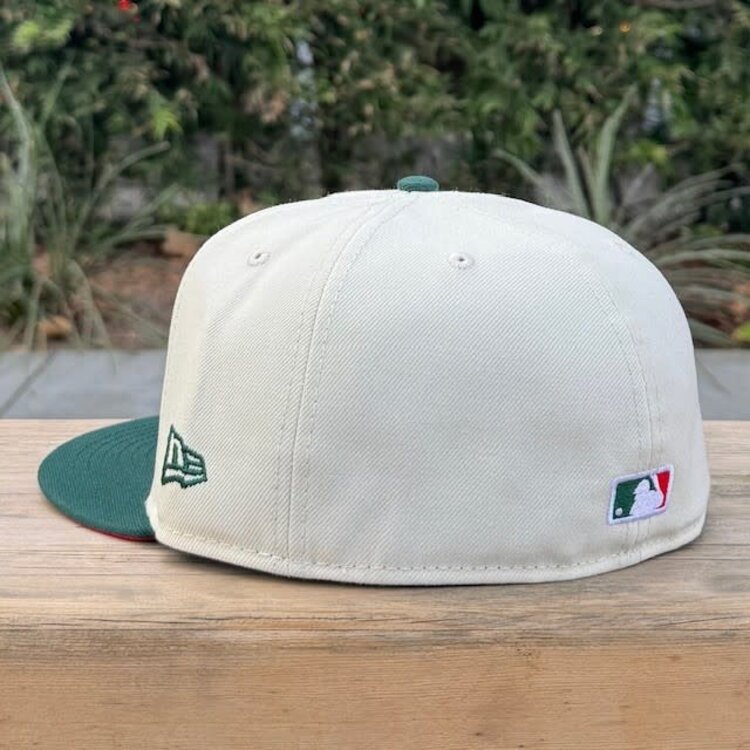 New Era LA Ivory/Dark Green 2024 WS Champs Trophy Red UV