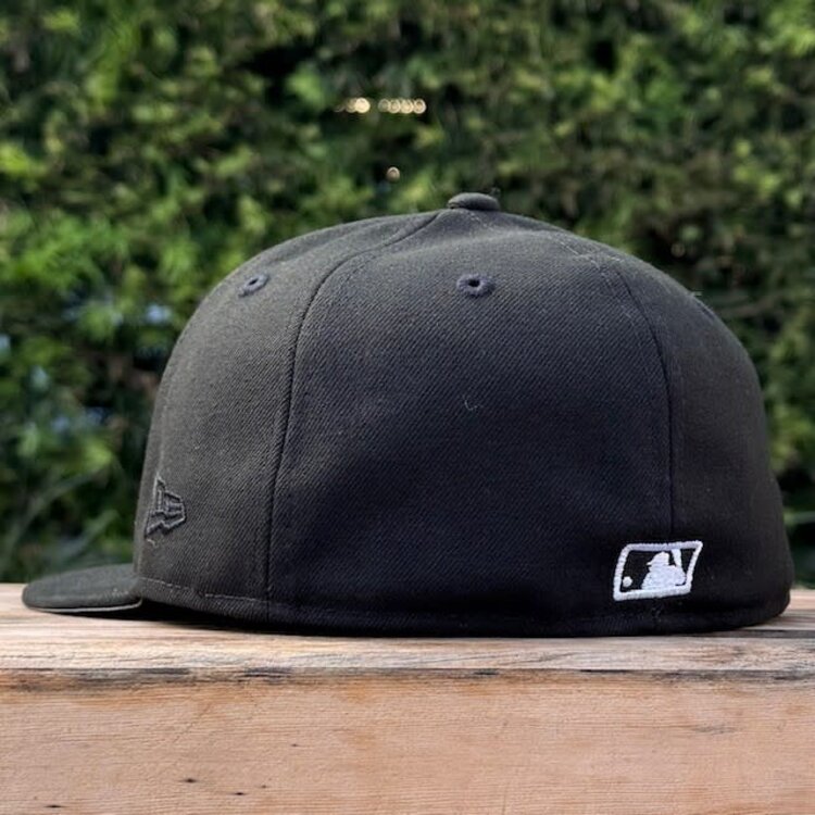 New Era Los Angeles Script Black White 2024 World Series SP