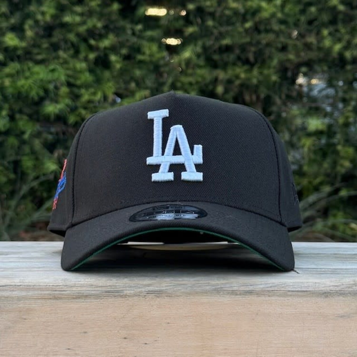 LA Dodgers Black White Shooting Ball SP 940 A-Frame - The Locker