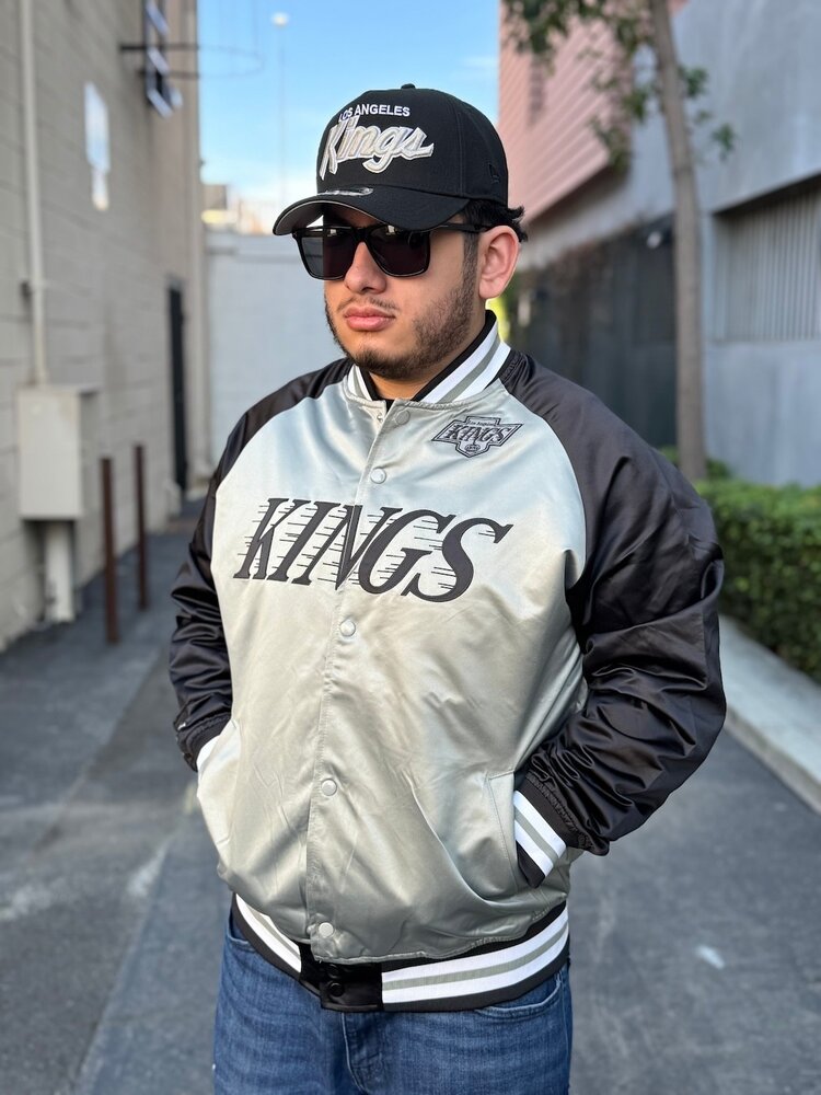 Mitchell and Ness LA Kings M&N Men's Double Clutch Lightweight Satin Jacket Black/Gray