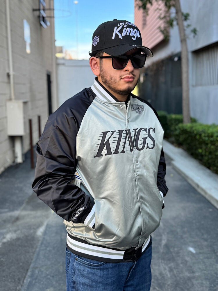 Mitchell and Ness LA Kings M&N Men's Double Clutch Lightweight Satin Jacket Black/Gray