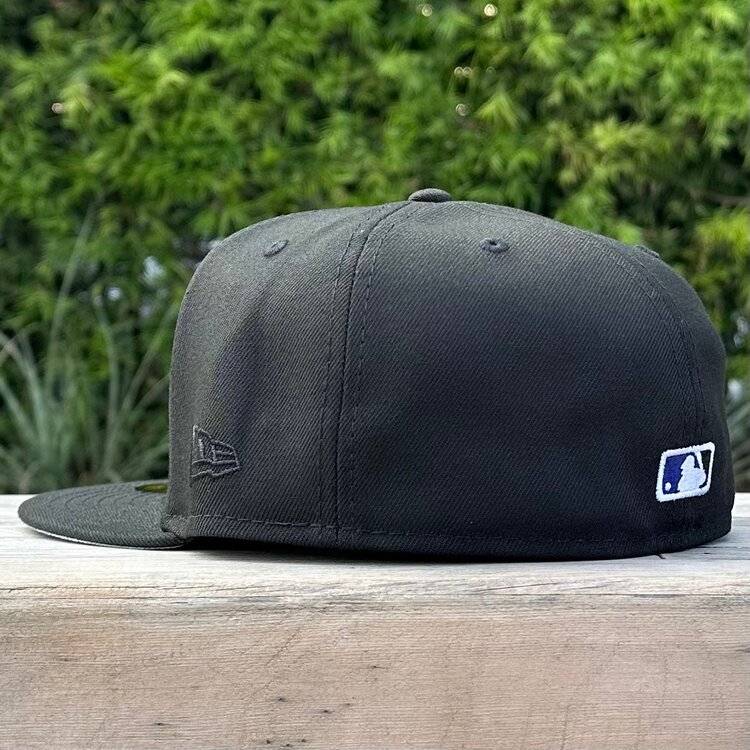 New Era LA Black Royal-White 2024 World Series Trophy Gray UV