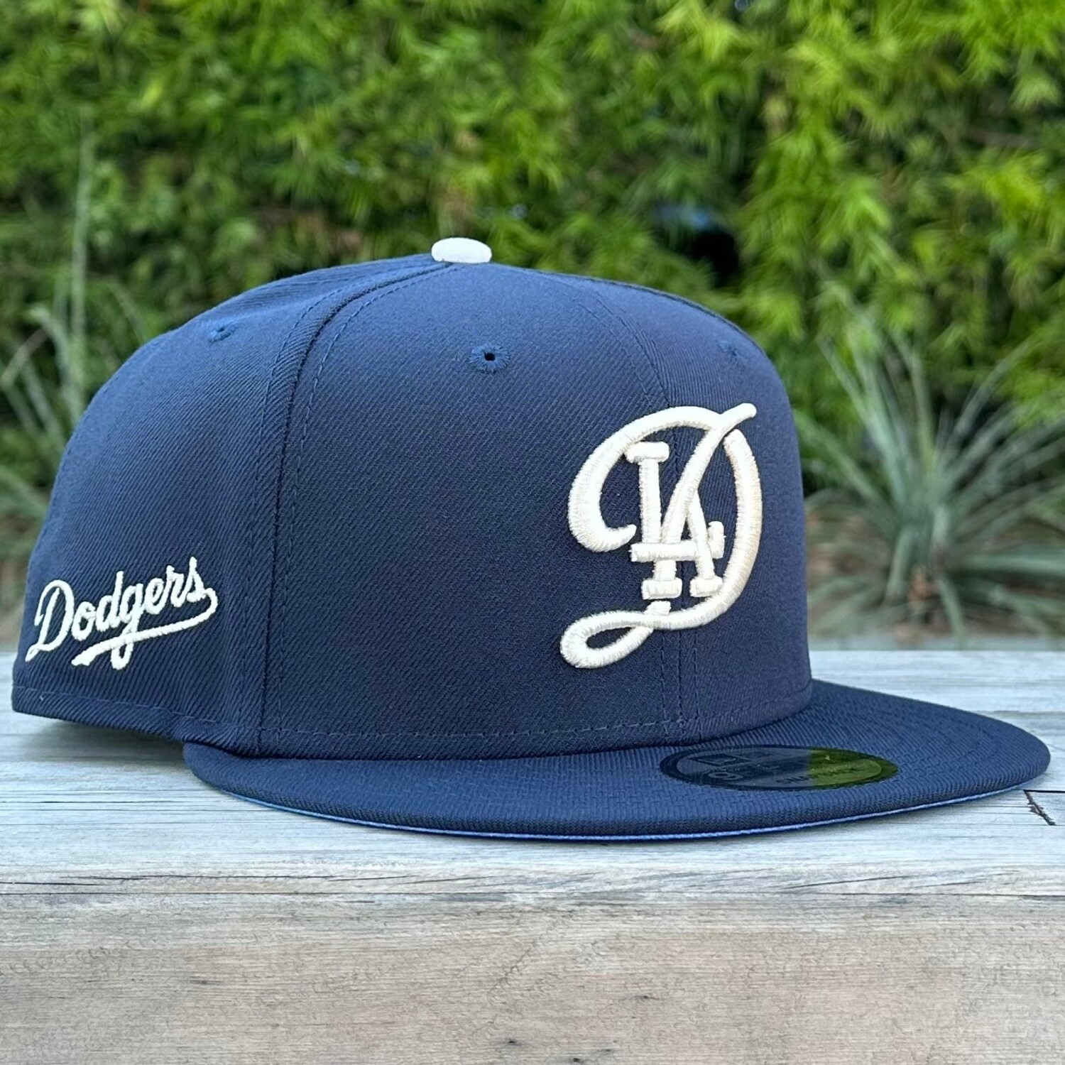 LA City Connect Navy Ivory 950 Snapback - The Locker Room of Downey