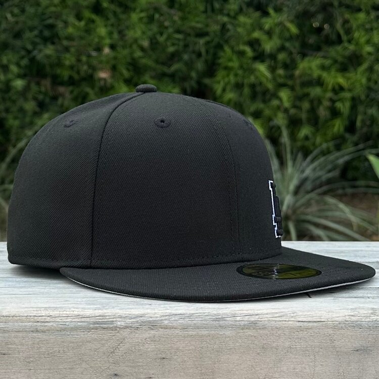 New Era LA Flawless Black Black White