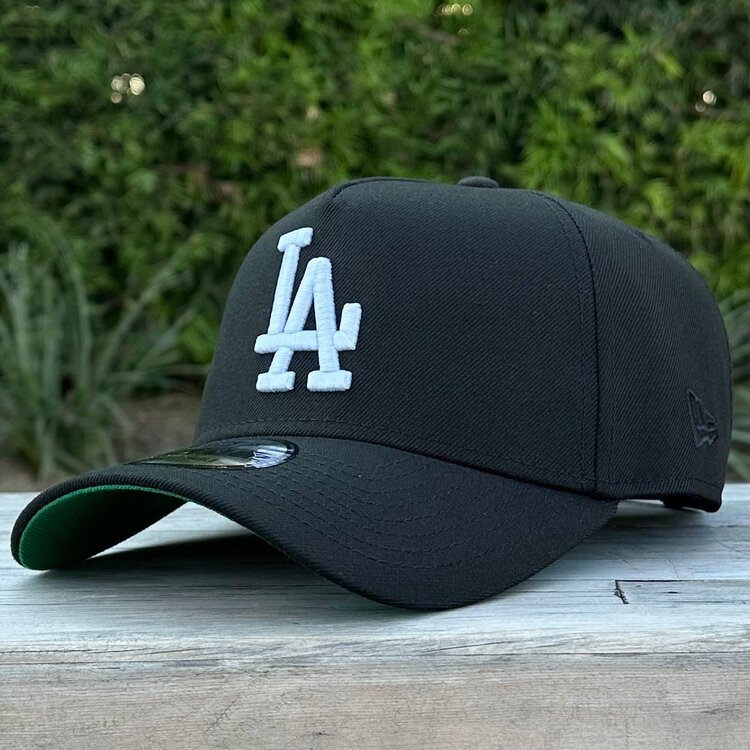 New Era LA Black White 1984 Olympics Patch Green UV 940 A-Frame