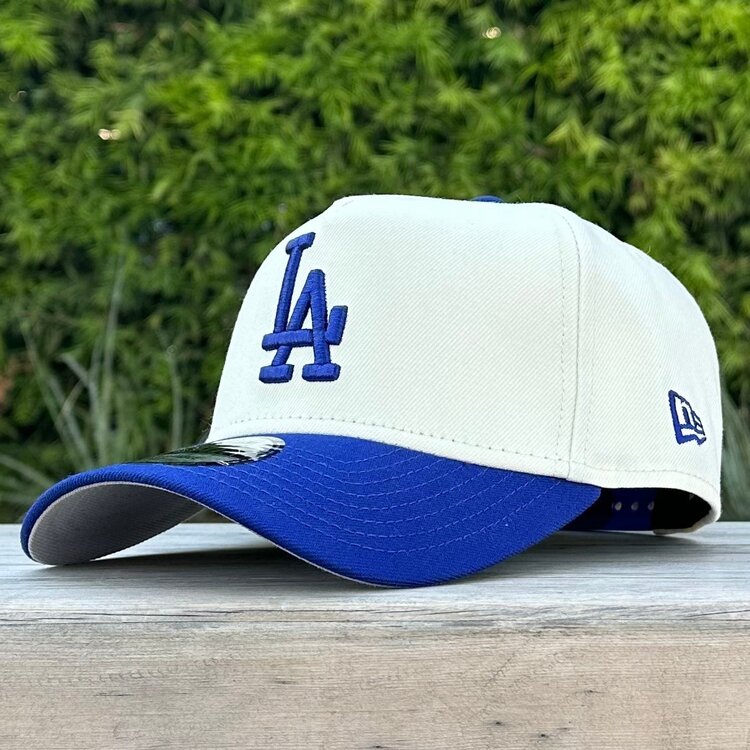 New Era LA Dodgers Ivory/Royal 2024 World Series Trophy 940 A-Frame