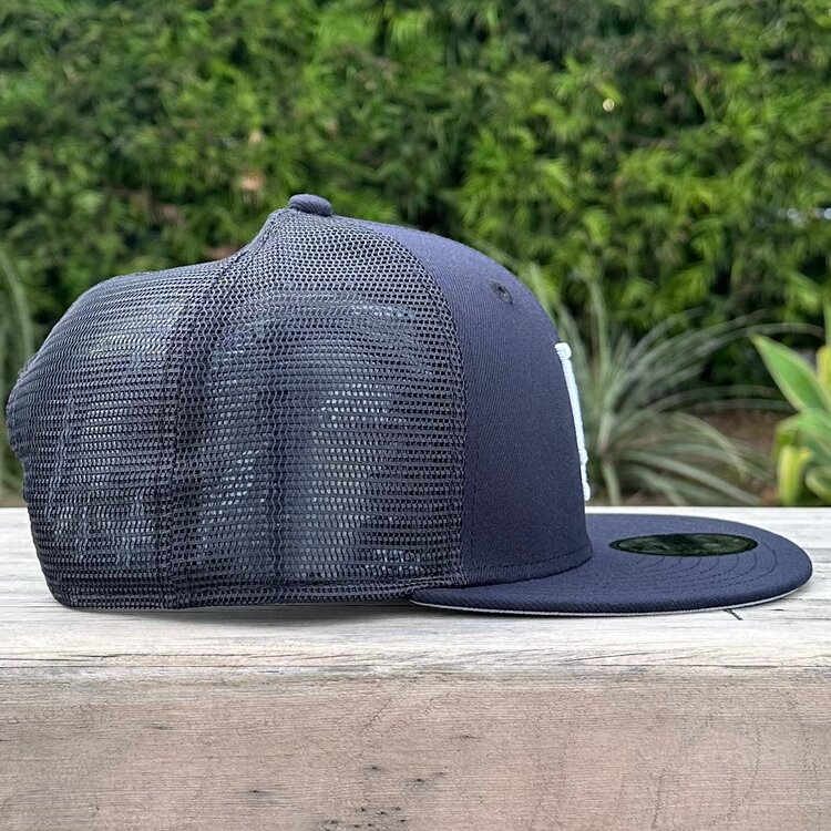 New Era LA Dodgers Navy Mesh 950 Snapback