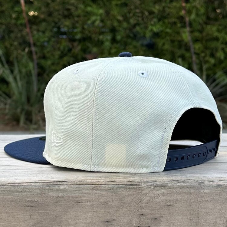 New Era LA Ivory/Navy Viva SP Pink UV 950 Snapback