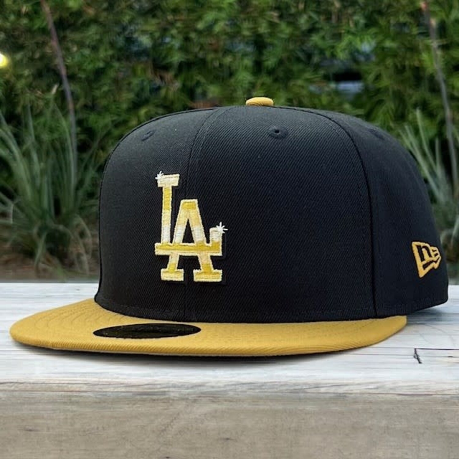 LA Dodgers 59Fifty Day Black/Bronze - The Locker Room of Downey