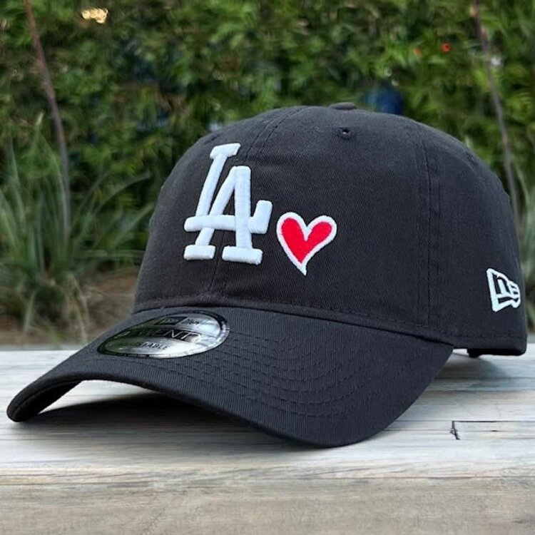 New Era LA Dodgers Black White Heart 920