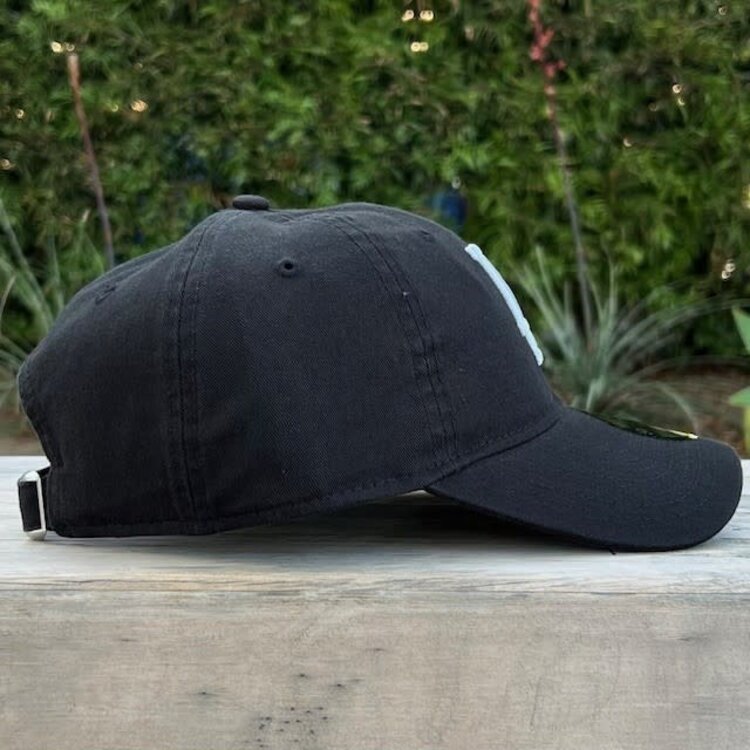 New Era LA Dodgers Black White Heart 920 Adjustable