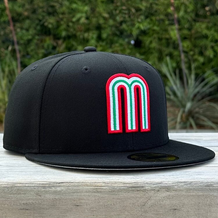 New Era Mexico "M" Black Team w/Flag Gray UV