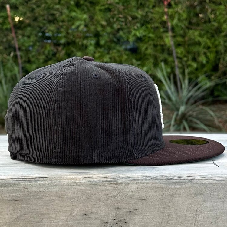 New Era LA Black Corduroy/ Brown GUV