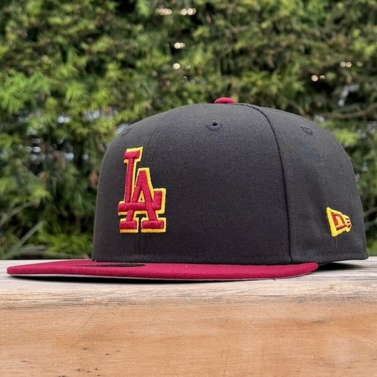 New Era LA Black/Cardinal Tommy Trojan SP