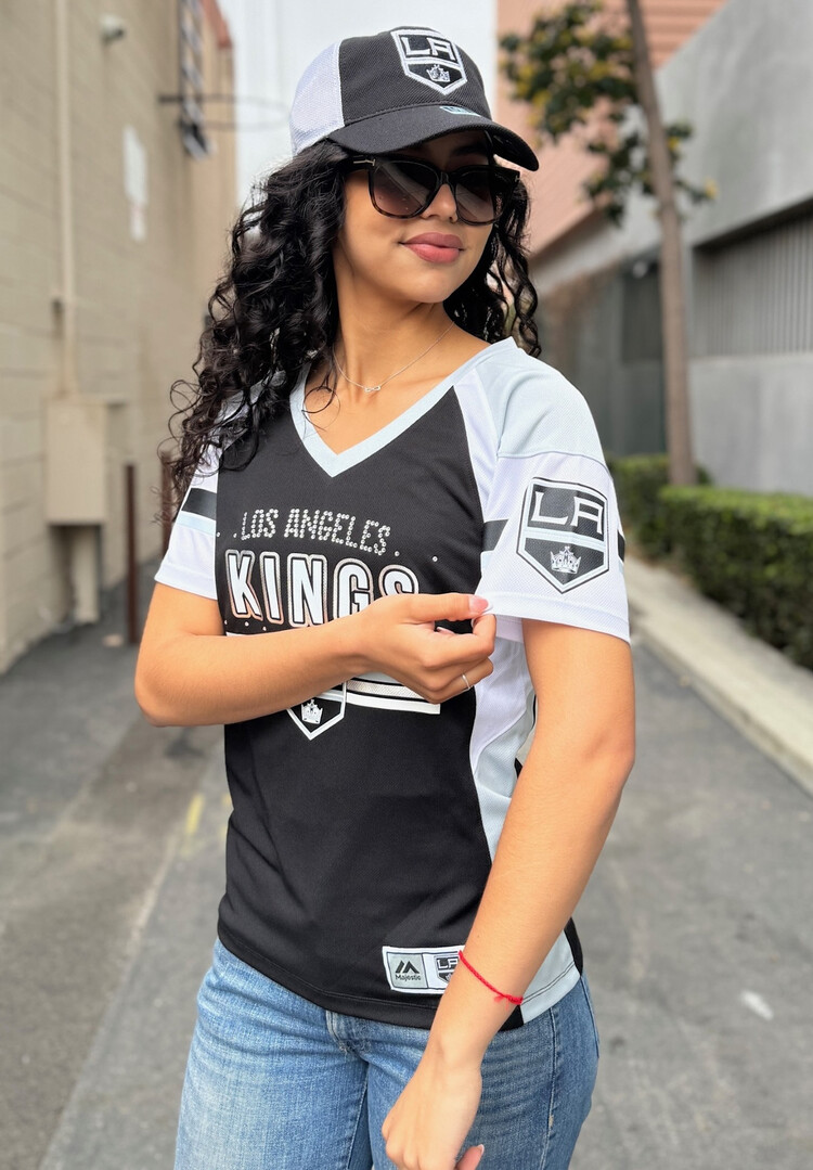 Majestic Kings W V-Neck Ready To Win