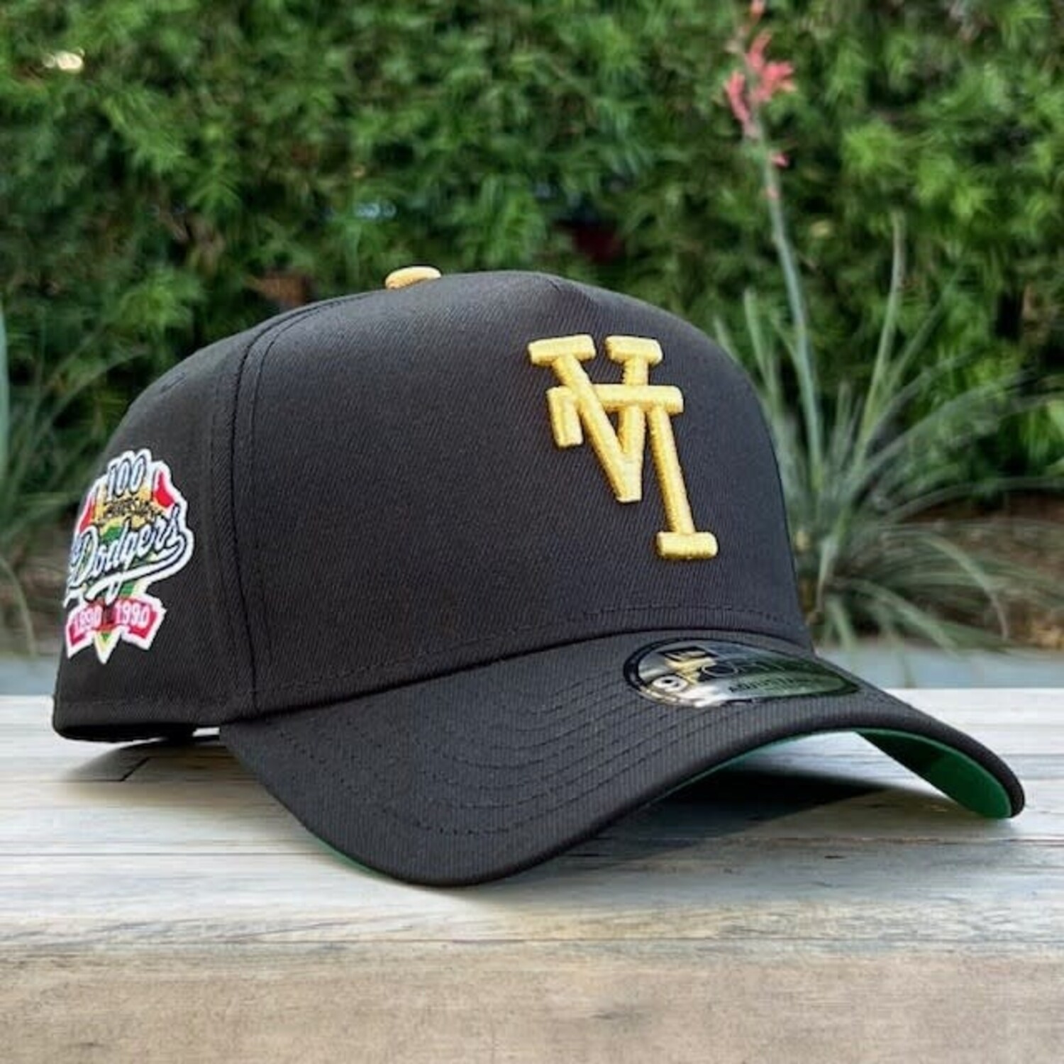 LA Dodgers Upside Down Black Metallic Gold 100th Anniversary A