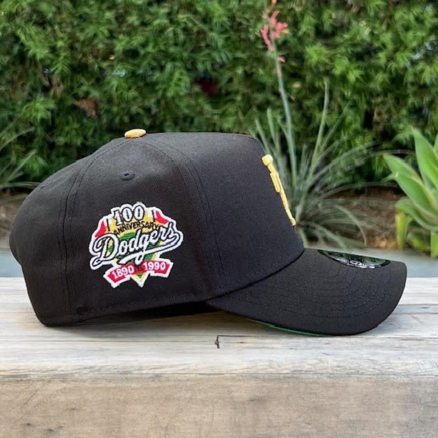 LA Dodgers Upside Down Black Metallic Gold 100th Anniversary A