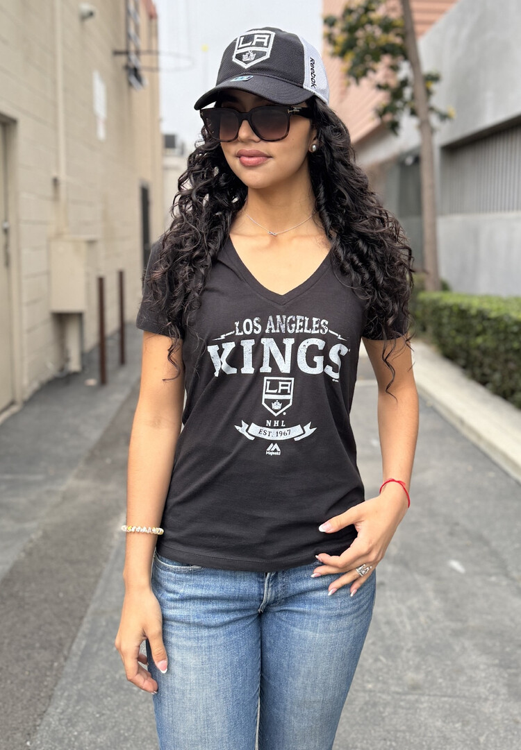 Majestic Kings W V-Neck Tape to Tape