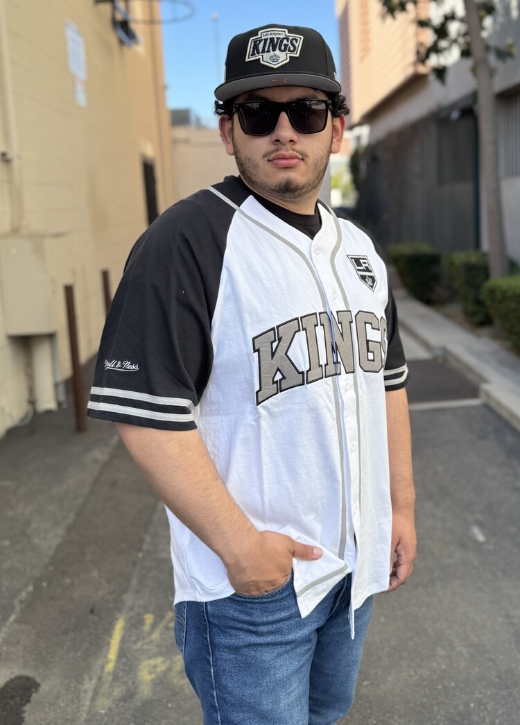 Mitchell and Ness LA Kings M&N Men's NHL Practice Day Button Front Jersey