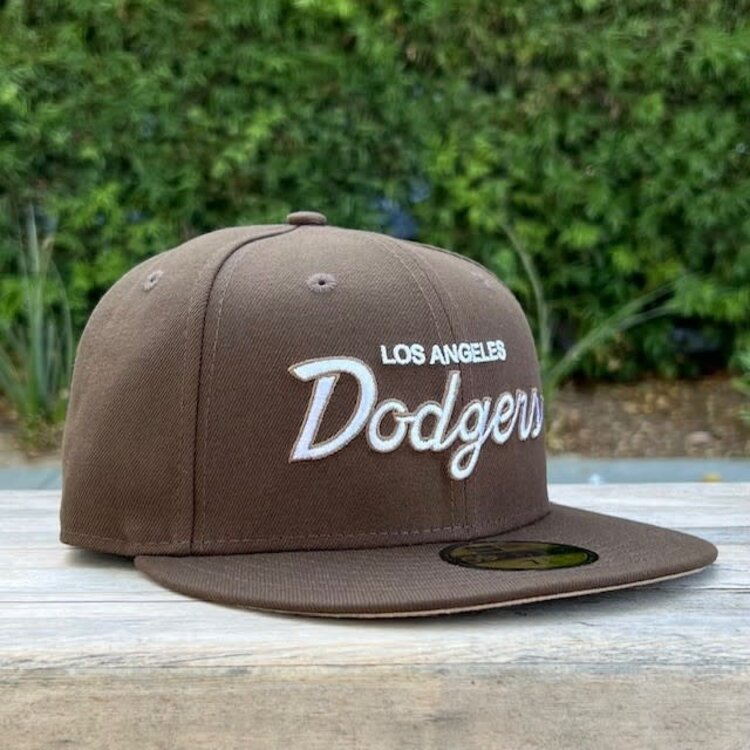 New Era LA Cursive Brown White Tan UV