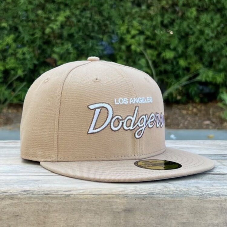 New Era LA Cursive Khaki White GrUV