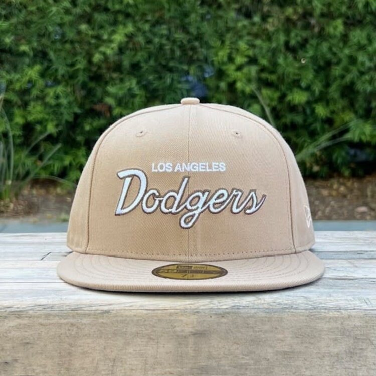 New Era LA Cursive Khaki White GrUV