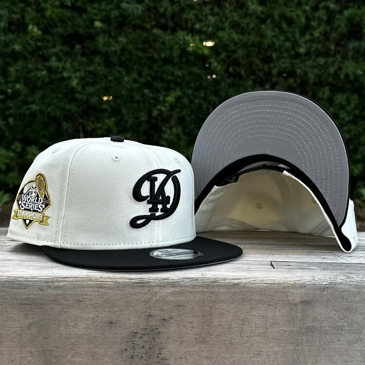 New Era LA City Connect Ivory/Black 2024 WS Champs 950 Snapback