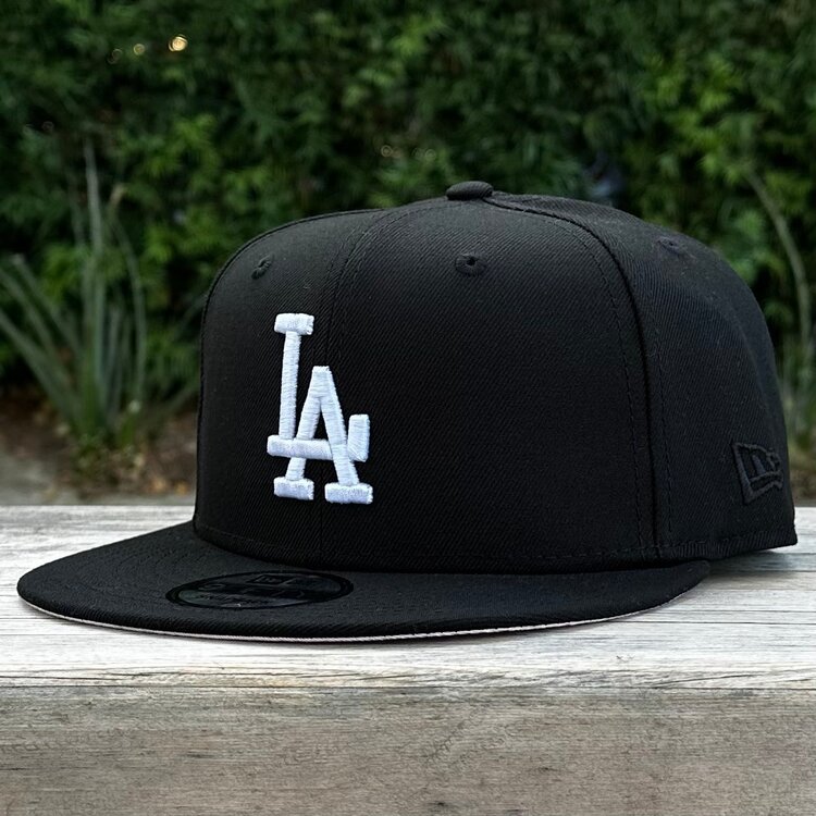 New Era LA Black White 50th Anniversary Pink UV 950 Snapback