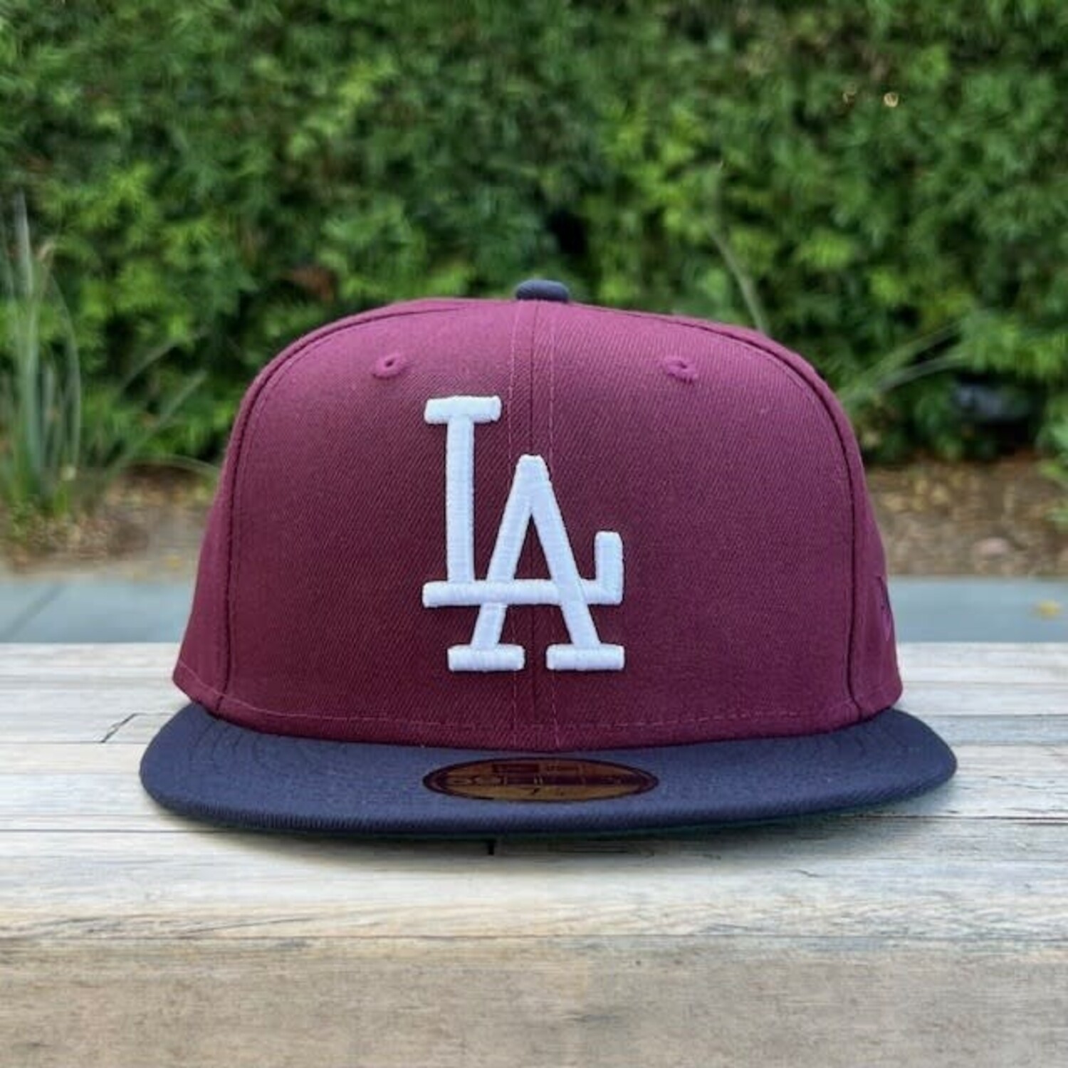 LA Maroon/Navy Dark GUV - The Locker Room of Downey display picture 1