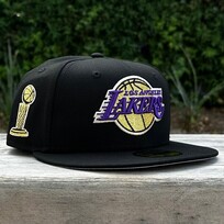 New Era Lakers Black Gold Primary NBA Trophy