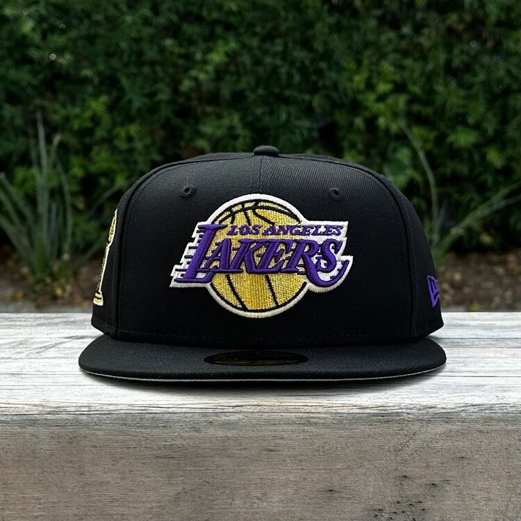 New Era Lakers Black Gold Primary NBA Trophy