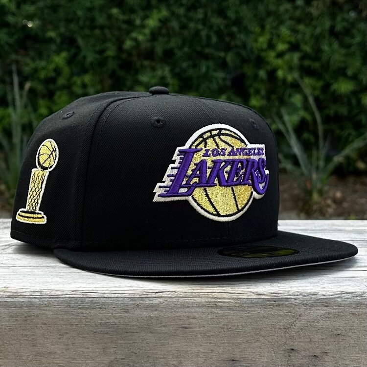 New Era Lakers Black Gold Primary NBA Trophy