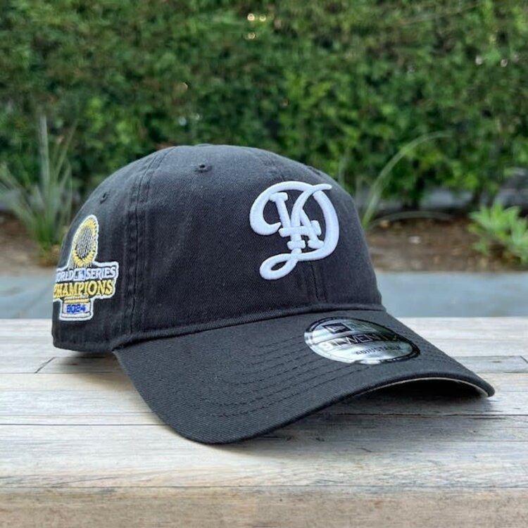 New Era LA City Connect BW 2024 WS Champs Trophy 920 Adjustable