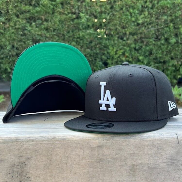 New Era LA Black White OG Green UV 950 Snapback