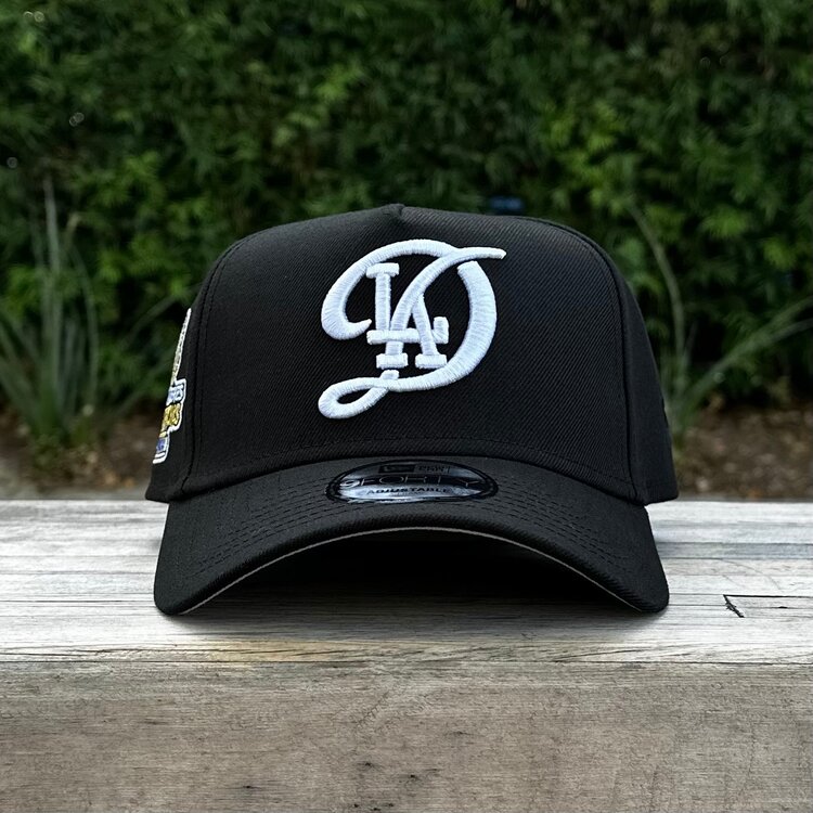 New Era LA City Connect BW 2024 World Series Champs Trophy 940 A-Frame