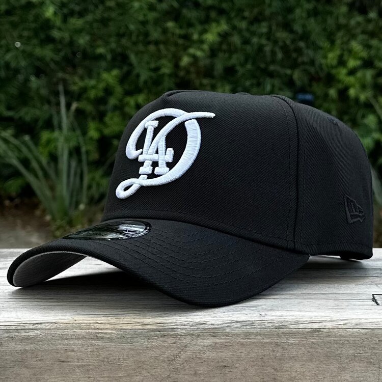 New Era LA City Connect BW 2024 World Series Champs Trophy 940 A-Frame