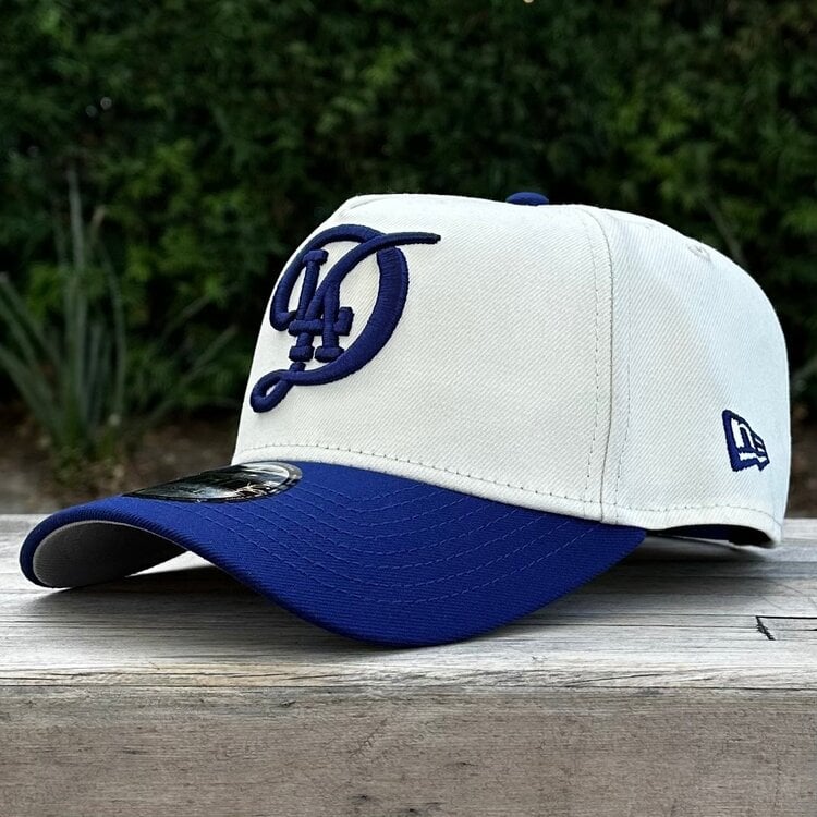 New Era LA City Connect Ivory/Royal 2024 World Series Champs Trophy 940 A-Frame