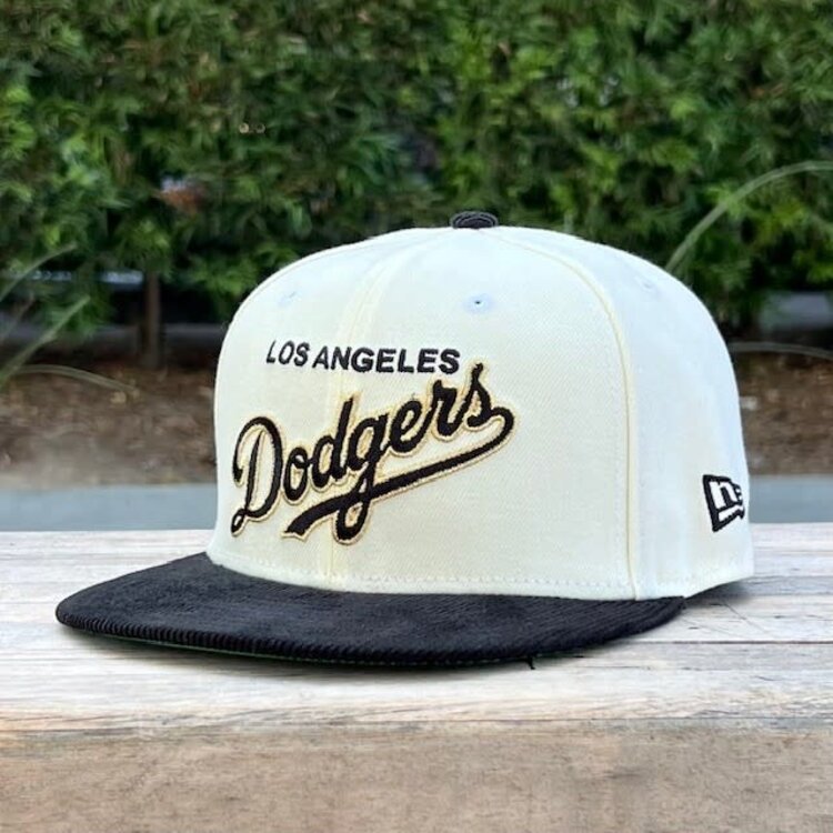 New Era LA Cursive Ivory/ Black Cord