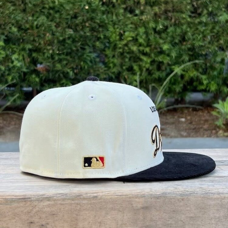 New Era LA Cursive Ivory/ Black Cord