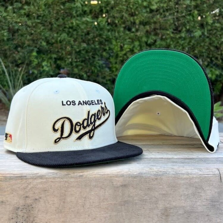 New Era LA Cursive Ivory/ Black Cord