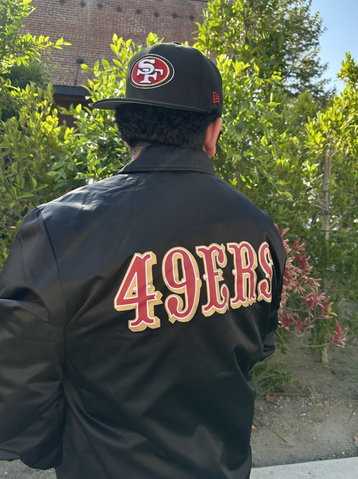49ers Men's Starter Point Man Coach Jacket Black - The Locker Room