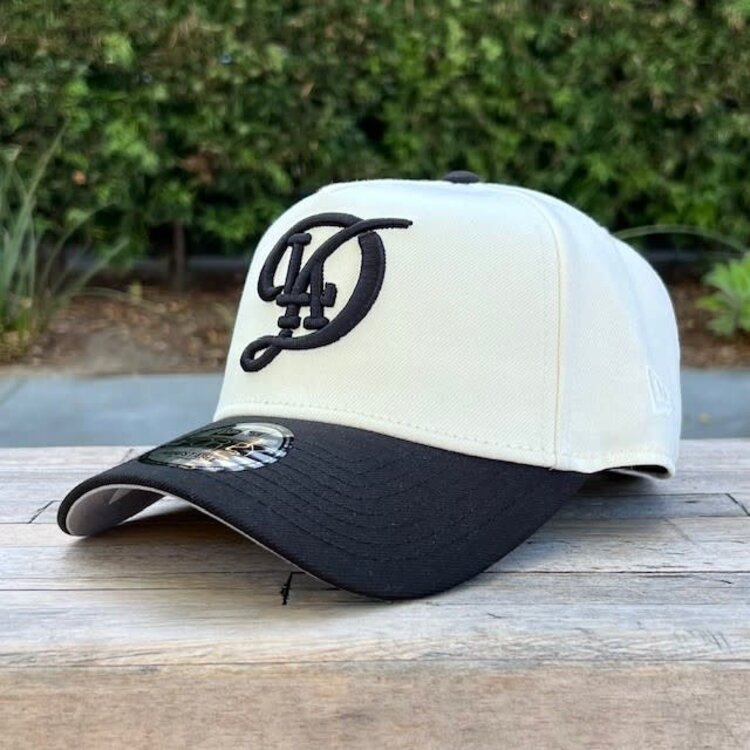 New Era LA Dodgers City Connect Ivory/Black 2024 World Series Champions 940 A-Frame