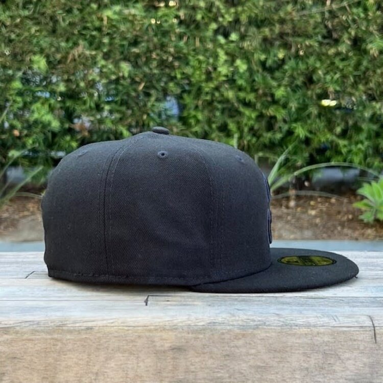 New Era Saraperos C Black on Black