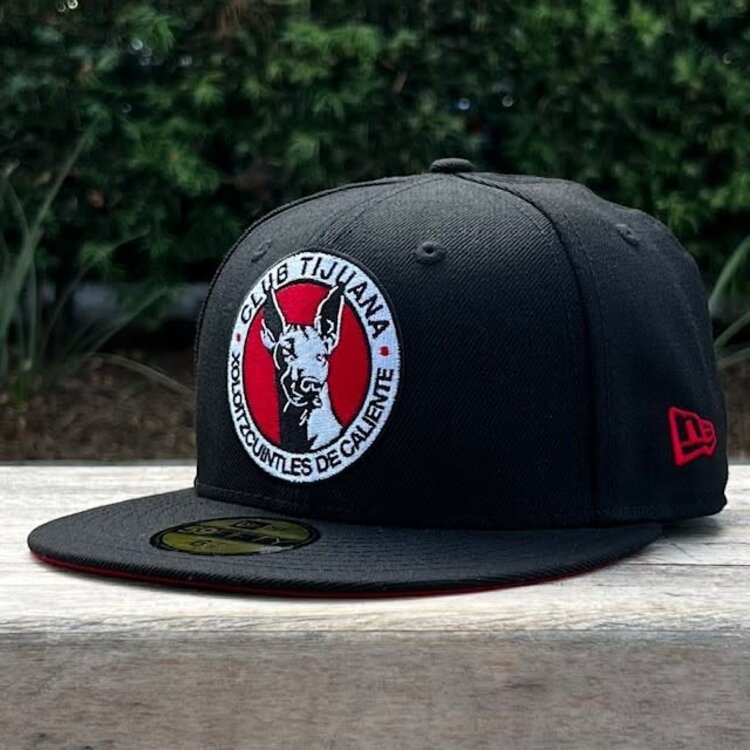 New Era Xolos Black w/Circle Logo