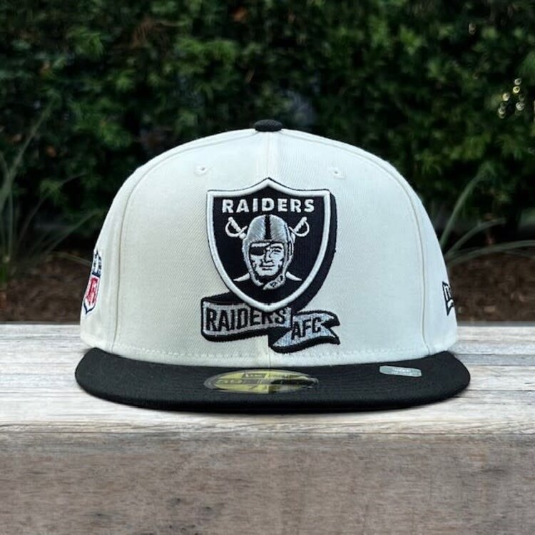 New Era Las Vegas Raiders 2022 NFL Sideline Cream/Black