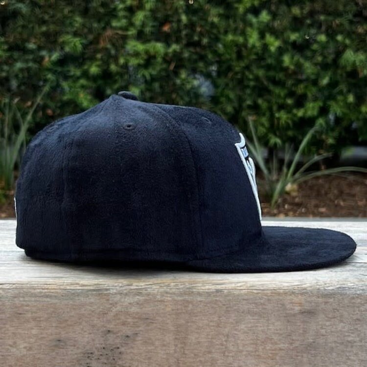 New Era Raiders C Black Suede